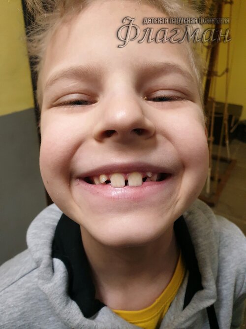 ee67138b.ID Photo.065736